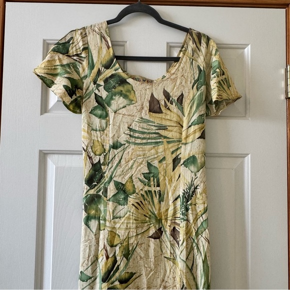 Jams World Liana Floral Vintage Midi Dress - Picture 2 of 7